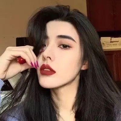 四岁小太后每天都想母慈子孝